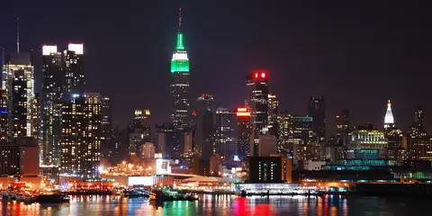 Why New York Nightlife Keeps Attracting Visitors Worldwide