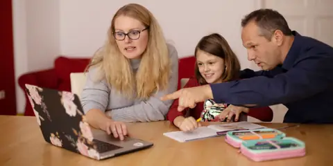 Police Urge Parents to “Talk to Your Kids” About Online Safety
