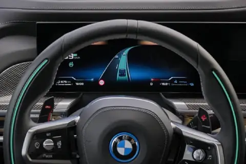 How Artificial Intelligence Vehicle Detection Enhances BMW’s Emergency Response